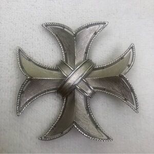 60's Designer Signed Crown Trifari Maltese Cross Lapel Pin Pendant Silver